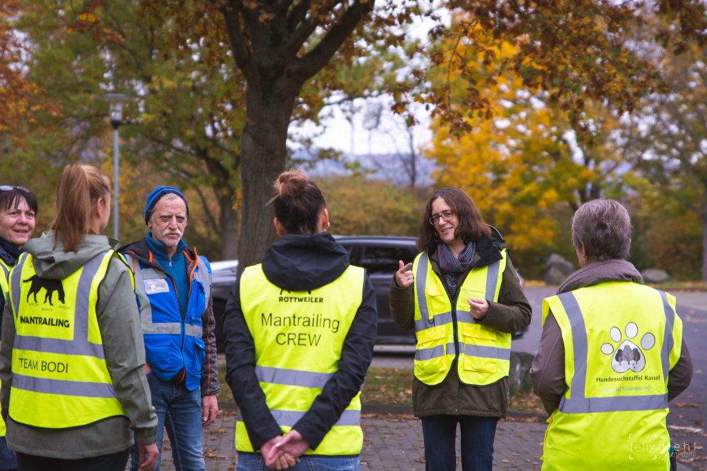 Mantrailing Hobby bei 4Pfoten on Tour Mantrailing Hobby bei 4Pfoten on Tour
